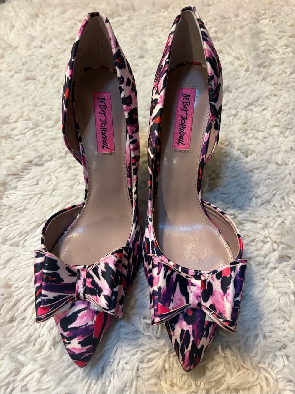 Betsey Johnson Prince-P D'Orsay Pink Leopard Cheetah Print Bow Pumps Heels 4 in